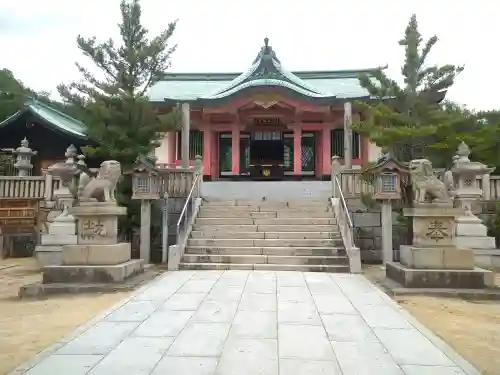 鴻八幡宮の本殿・本堂