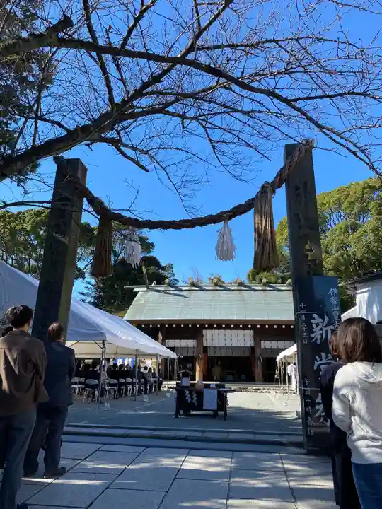 伊勢山皇大神宮の鳥居