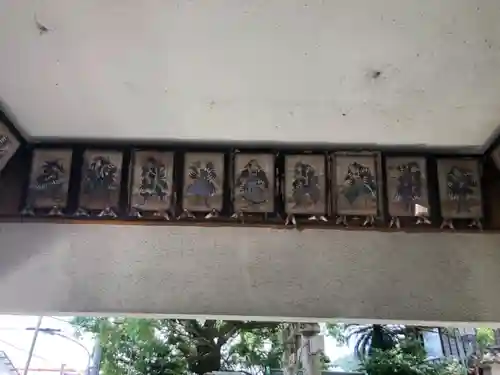 津田八幡神社の芸術