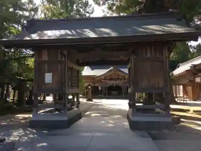 八重垣神社の山門・神門
