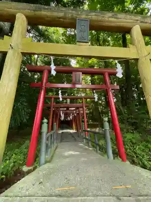 新屋山神社(山梨県)