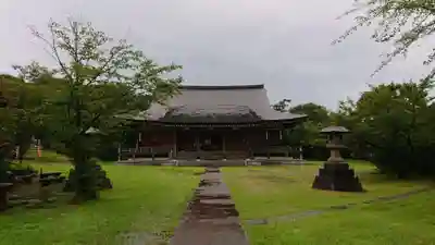 国分寺の本殿・本堂