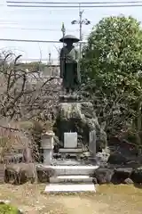 上品蓮台寺の像