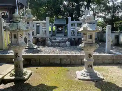 楠村神社の末社・摂社