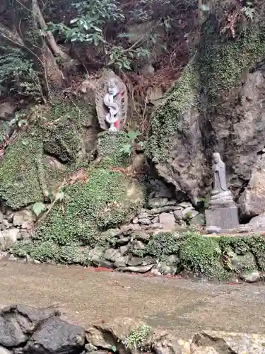 紅葉ヶ滝薬師堂(福岡県)