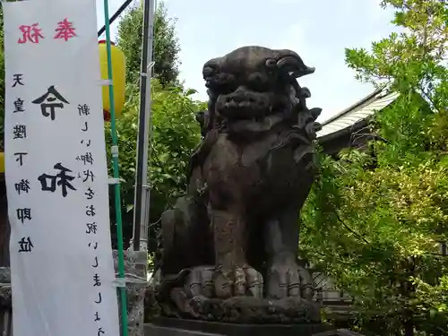 東神奈川熊野神社の狛犬