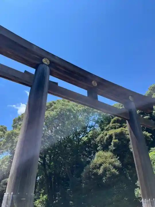 明治神宮の{uncategorized: "未分類", other: "その他", undefined: "問題あり", building: "その他建物", grave: "お墓", sacred_gate: "鳥居", guardian: "狛犬", statue: "像", buddha: "仏像", history: "歴史", nature: "自然", garden: "庭園", animal: "動物", pagoda: "塔", temizu: "手水舎", mountain_gate: "山門・神門", sanctuary: "本殿・本堂", subordinate: "末社・摂社", art: "芸術", scenery: "景色", jizo: "地蔵", ema: "絵馬", goshuin: "御朱印", omikuji: "おみくじ", items: "授与品その他", amulet: "お守り", goshuincho: "御朱印帳", eats: "食事", festival: "お祭り", votive_dance: "神楽", shichigosan: "七五三参", wedding: "結婚式", experience: "体験その他", initially: "初詣", around: "周辺", anti_infection: "感染症対策"}