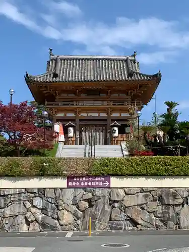 総持寺の山門