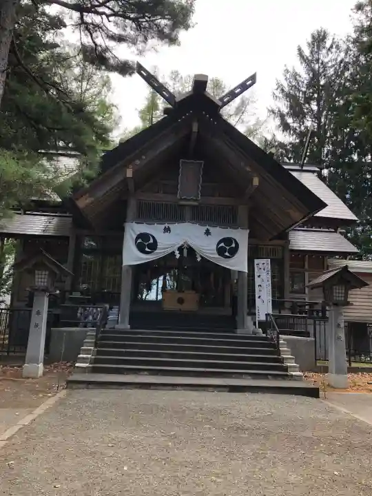 大谷地神社の{uncategorized: "未分類", other: "その他", undefined: "問題あり", building: "その他建物", grave: "お墓", sacred_gate: "鳥居", guardian: "狛犬", statue: "像", buddha: "仏像", history: "歴史", nature: "自然", garden: "庭園", animal: "動物", pagoda: "塔", temizu: "手水舎", mountain_gate: "山門・神門", sanctuary: "本殿・本堂", subordinate: "末社・摂社", art: "芸術", scenery: "景色", jizo: "地蔵", ema: "絵馬", goshuin: "御朱印", omikuji: "おみくじ", items: "授与品その他", amulet: "お守り", goshuincho: "御朱印帳", eats: "食事", festival: "お祭り", votive_dance: "神楽", shichigosan: "七五三参", wedding: "結婚式", experience: "体験その他", initially: "初詣", around: "周辺", anti_infection: "感染症対策"}