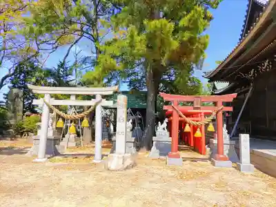 稲荷社(前浜稲荷社)の鳥居