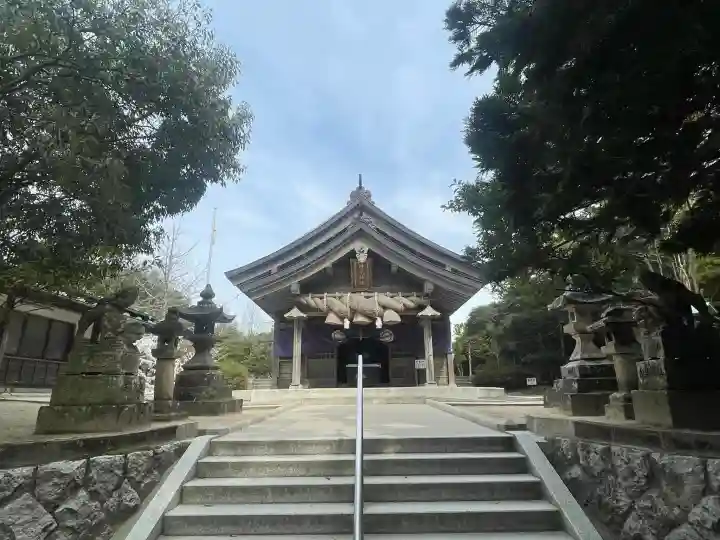 白兎神社の{uncategorized: "未分類", other: "その他", undefined: "問題あり", building: "その他建物", grave: "お墓", sacred_gate: "鳥居", guardian: "狛犬", statue: "像", buddha: "仏像", history: "歴史", nature: "自然", garden: "庭園", animal: "動物", pagoda: "塔", temizu: "手水舎", mountain_gate: "山門・神門", sanctuary: "本殿・本堂", subordinate: "末社・摂社", art: "芸術", scenery: "景色", jizo: "地蔵", ema: "絵馬", goshuin: "御朱印", omikuji: "おみくじ", items: "授与品その他", amulet: "お守り", goshuincho: "御朱印帳", eats: "食事", festival: "お祭り", votive_dance: "神楽", shichigosan: "七五三参", wedding: "結婚式", experience: "体験その他", initially: "初詣", around: "周辺", anti_infection: "感染症対策"}