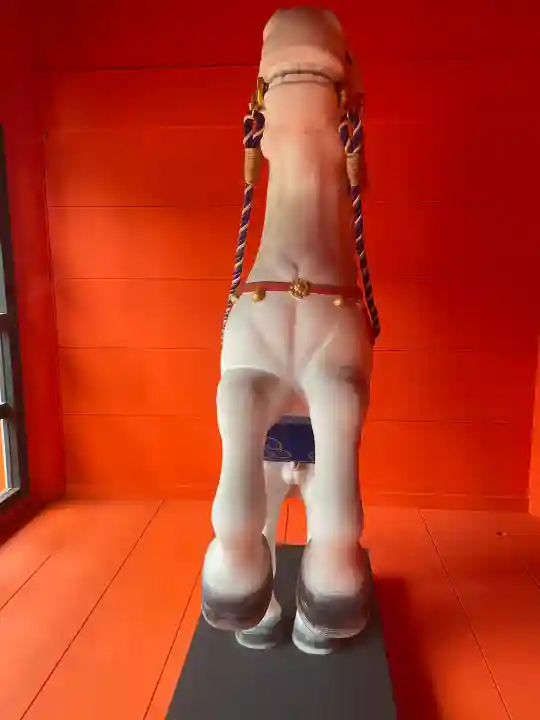 穴八幡宮の{uncategorized: "未分類", other: "その他", undefined: "問題あり", building: "その他建物", grave: "お墓", sacred_gate: "鳥居", guardian: "狛犬", statue: "像", buddha: "仏像", history: "歴史", nature: "自然", garden: "庭園", animal: "動物", pagoda: "塔", temizu: "手水舎", mountain_gate: "山門・神門", sanctuary: "本殿・本堂", subordinate: "末社・摂社", art: "芸術", scenery: "景色", jizo: "地蔵", ema: "絵馬", goshuin: "御朱印", omikuji: "おみくじ", items: "授与品その他", amulet: "お守り", goshuincho: "御朱印帳", eats: "食事", festival: "お祭り", votive_dance: "神楽", shichigosan: "七五三参", wedding: "結婚式", experience: "体験その他", initially: "初詣", around: "周辺", anti_infection: "感染症対策"}