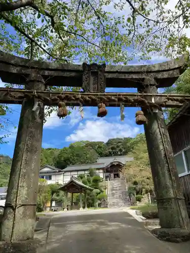 飯盛神社の鳥居