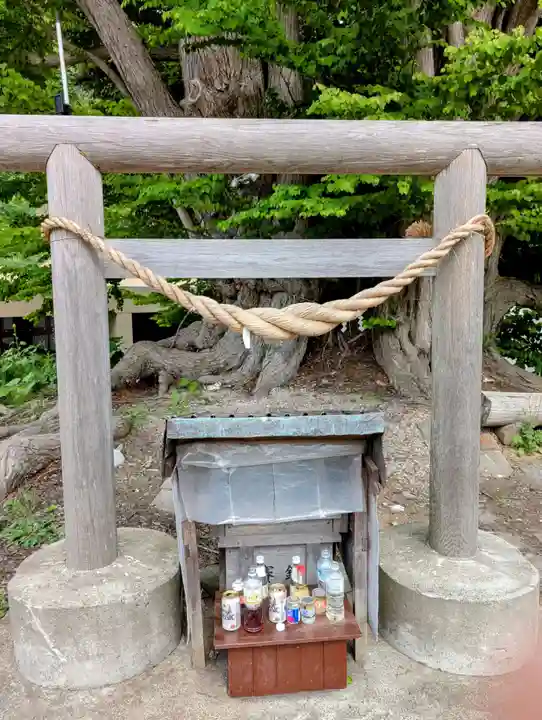 黄金龍神社(桂不動)(北海道)