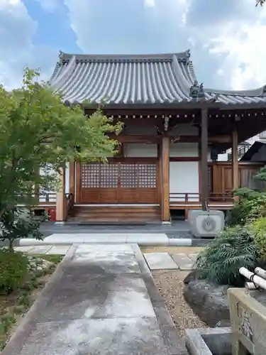 光明寺の本殿・本堂