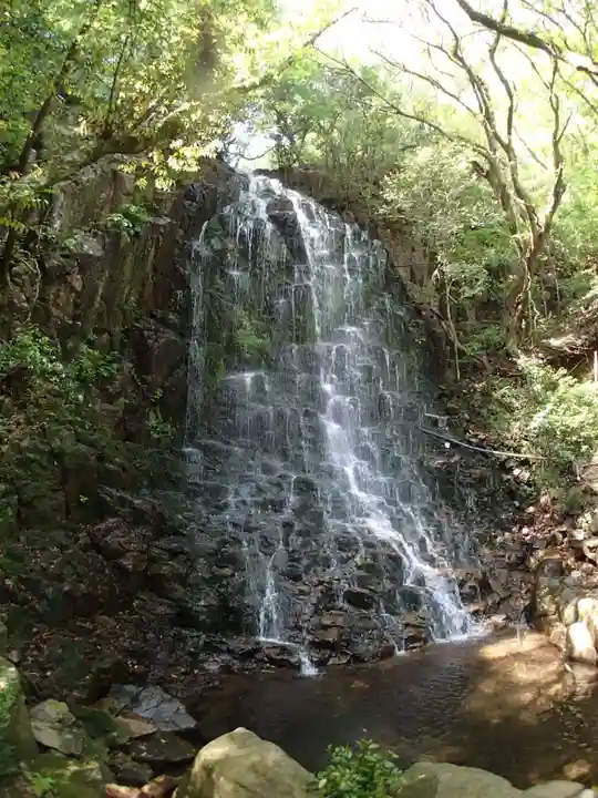 瀧神社(都農神社末社(奥宮))の景色