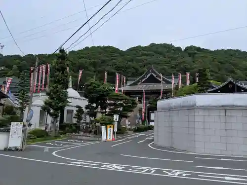 最上稲荷山妙教寺の建物その他