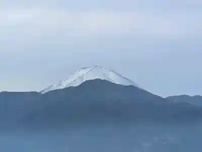 差出磯大嶽山神社 仕事と健康と厄よけの神さまの{uncategorized: "未分類", other: "その他", undefined: "問題あり", building: "その他建物", grave: "お墓", sacred_gate: "鳥居", guardian: "狛犬", statue: "像", buddha: "仏像", history: "歴史", nature: "自然", garden: "庭園", animal: "動物", pagoda: "塔", temizu: "手水舎", mountain_gate: "山門・神門", sanctuary: "本殿・本堂", subordinate: "末社・摂社", art: "芸術", scenery: "景色", jizo: "地蔵", ema: "絵馬", goshuin: "御朱印", omikuji: "おみくじ", items: "授与品その他", amulet: "お守り", goshuincho: "御朱印帳", eats: "食事", festival: "お祭り", votive_dance: "神楽", shichigosan: "七五三参", wedding: "結婚式", experience: "体験その他", initially: "初詣", around: "周辺", anti_infection: "感染症対策"}
