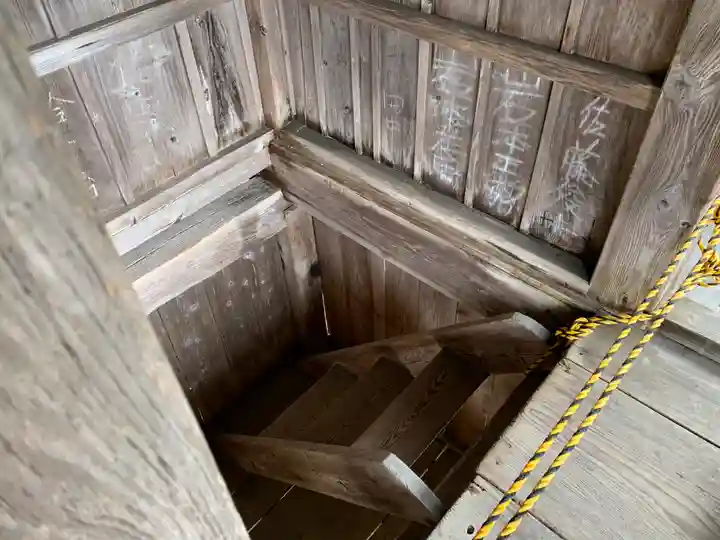 左下り観音堂のその他建物