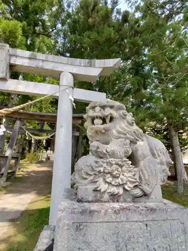 夏井諏訪神社の狛犬