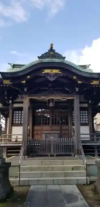 綾瀬神社の本殿・本堂
