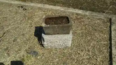 鹿島荘下のお社の手水舎