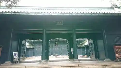 湯島聖堂の山門・神門