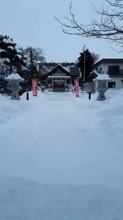 烈々布神社の本殿・本堂