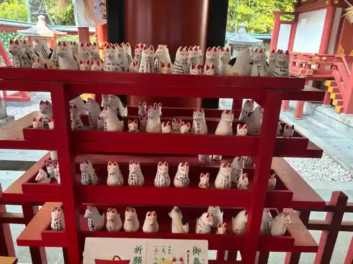 日枝神社の{uncategorized: "未分類", other: "その他", undefined: "問題あり", building: "その他建物", grave: "お墓", sacred_gate: "鳥居", guardian: "狛犬", statue: "像", buddha: "仏像", history: "歴史", nature: "自然", garden: "庭園", animal: "動物", pagoda: "塔", temizu: "手水舎", mountain_gate: "山門・神門", sanctuary: "本殿・本堂", subordinate: "末社・摂社", art: "芸術", scenery: "景色", jizo: "地蔵", ema: "絵馬", goshuin: "御朱印", omikuji: "おみくじ", items: "授与品その他", amulet: "お守り", goshuincho: "御朱印帳", eats: "食事", festival: "お祭り", votive_dance: "神楽", shichigosan: "七五三参", wedding: "結婚式", experience: "体験その他", initially: "初詣", around: "周辺", anti_infection: "感染症対策"}