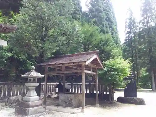 風神神社の手水舎