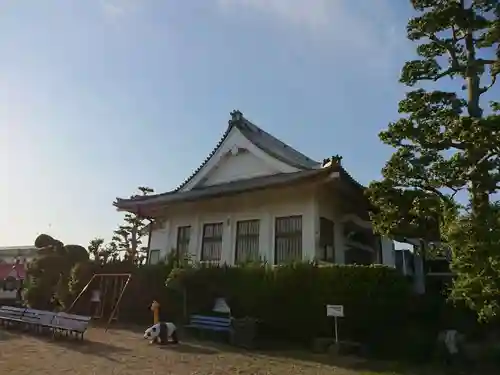 極了寺の本殿・本堂