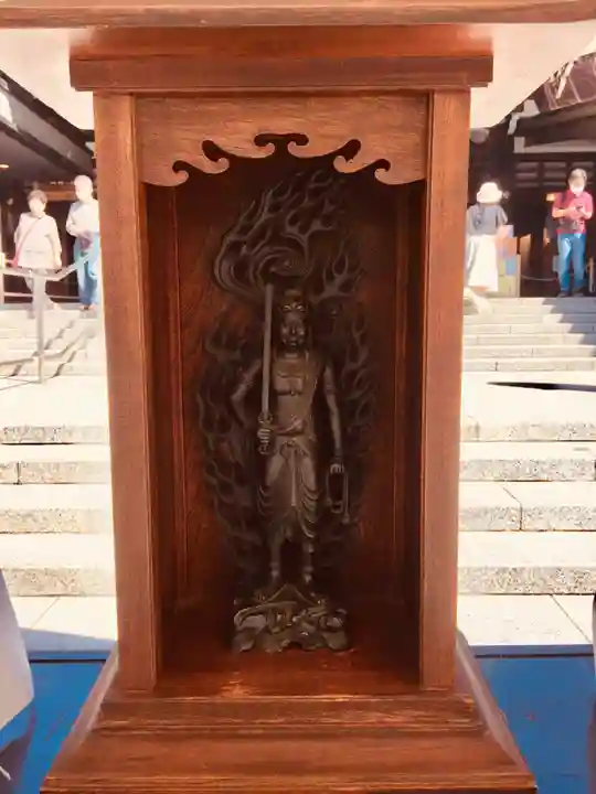 成田山深川不動堂(新勝寺東京別院)の仏像