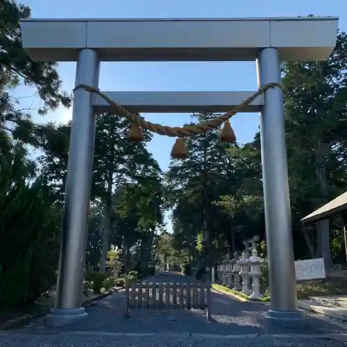 伊奈冨神社の鳥居