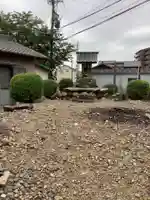 不明の社の本殿・本堂