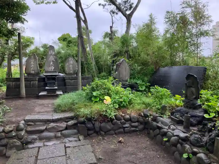 御嶽大神 （御嶽神社 ）の建物その他