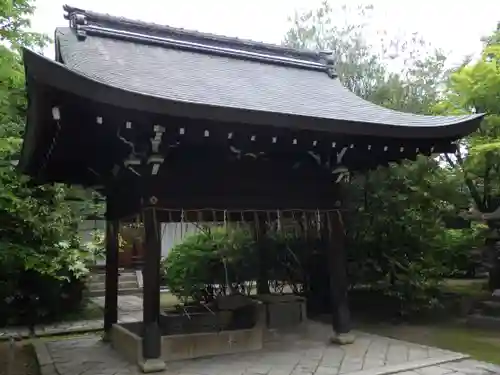 御霊神社（上御霊神社）の手水舎