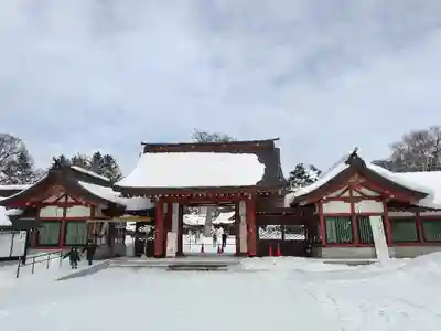 北海道護國神社の山門・神門
