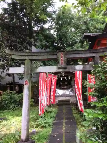 くまくま神社(導きの社 熊野町熊野神社)(東京都)