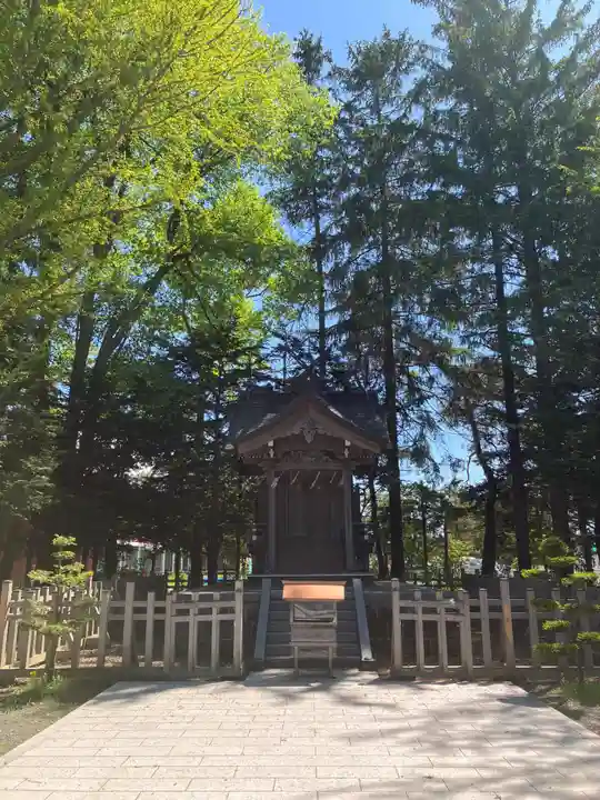 旭川神社の末社・摂社
