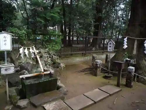 一言主神社の手水舎