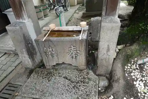 摂津之国 國分寺（金光明四天王護国之寺）の手水舎