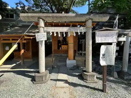 川越熊野神社の鳥居