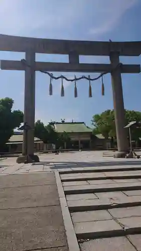 難波大社　生國魂神社の鳥居