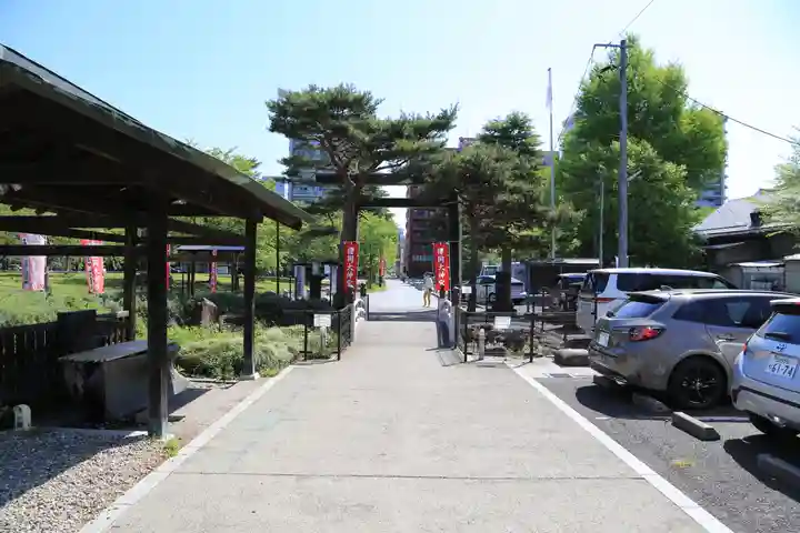櫻岡大神宮の庭園