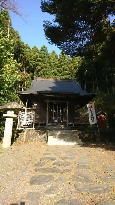 上山八幡宮の本殿・本堂