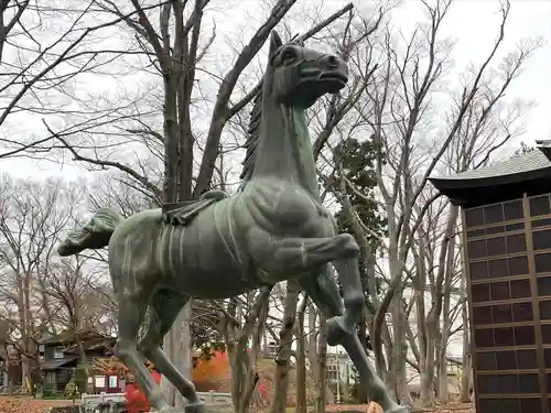 金峯神社の像