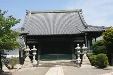 西方寺の本殿・本堂