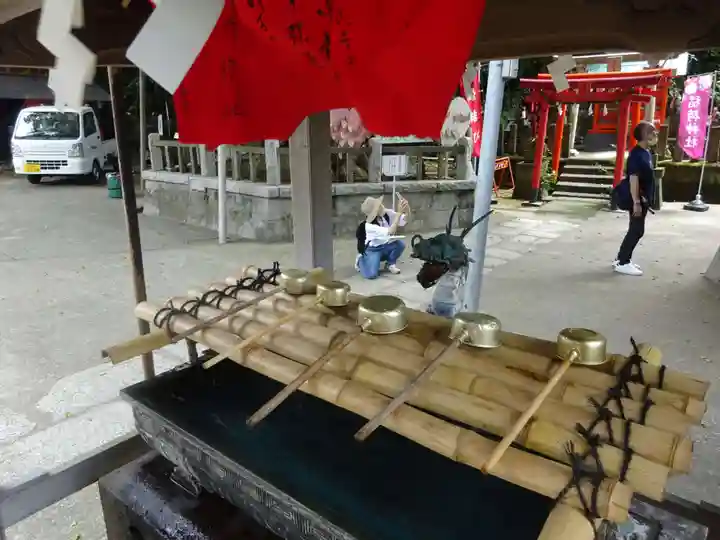 海南神社の手水舎