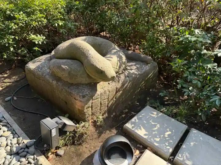 増上寺塔頭 三縁山 宝珠院の{uncategorized: "未分類", other: "その他", undefined: "問題あり", building: "その他建物", grave: "お墓", sacred_gate: "鳥居", guardian: "狛犬", statue: "像", buddha: "仏像", history: "歴史", nature: "自然", garden: "庭園", animal: "動物", pagoda: "塔", temizu: "手水舎", mountain_gate: "山門・神門", sanctuary: "本殿・本堂", subordinate: "末社・摂社", art: "芸術", scenery: "景色", jizo: "地蔵", ema: "絵馬", goshuin: "御朱印", omikuji: "おみくじ", items: "授与品その他", amulet: "お守り", goshuincho: "御朱印帳", eats: "食事", festival: "お祭り", votive_dance: "神楽", shichigosan: "七五三参", wedding: "結婚式", experience: "体験その他", initially: "初詣", around: "周辺", anti_infection: "感染症対策"}