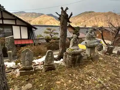 岩井堂(長野県)